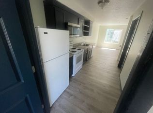 12026 SE Ash St APT 120, Portland, OR 97216