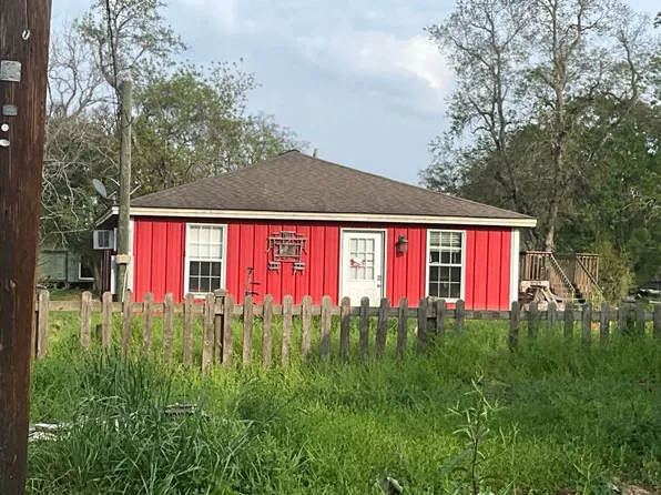 148 Willow Oak Dr, Trinity, TX 75862