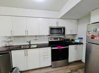 205 W Oak Trl #28, Kitchener, ON N2R 0J2