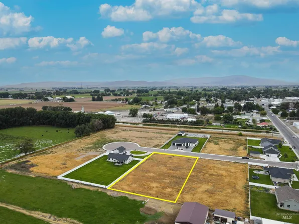 122 E 13th St, Rupert, ID 83350