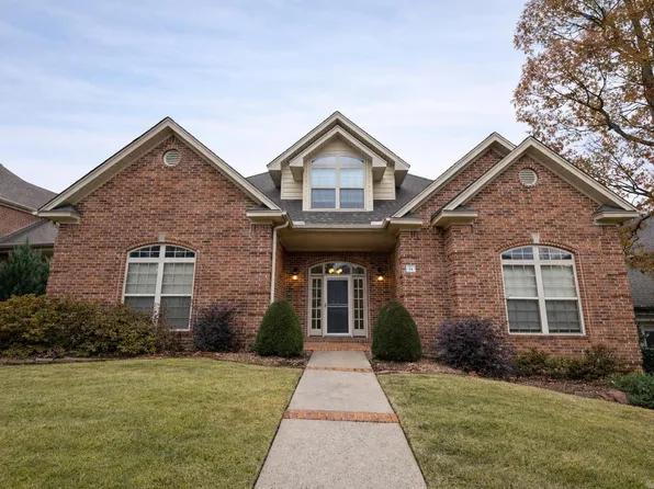 24 Wellington Colony Dr, Little Rock, AR 72211