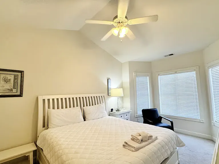 4827 Magnolia Lake Dr #404 — Photo 23