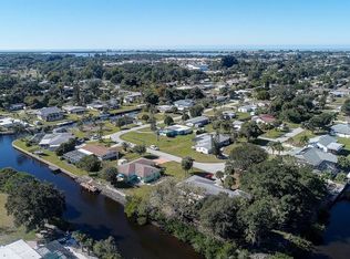 1181 Manor Rd, Englewood, FL 34223