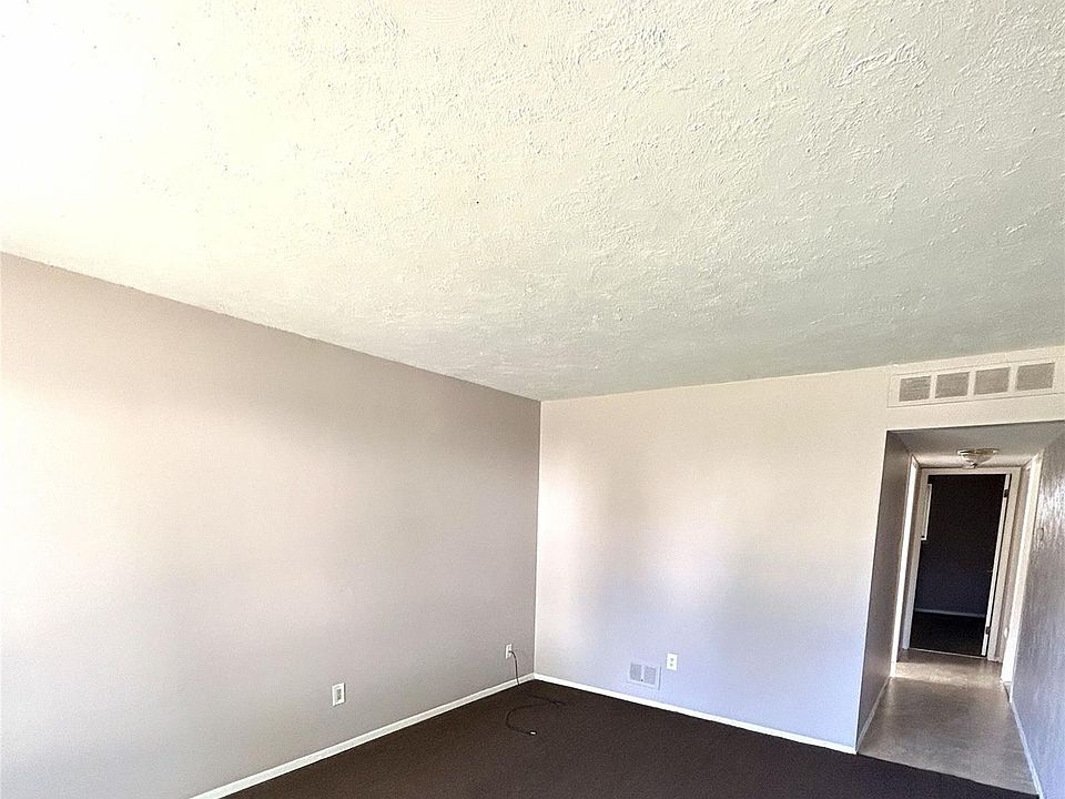 4210 Hazel Ave, photo 2