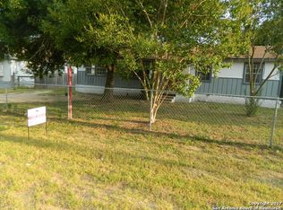 9526 Idle Rdg, San Antonio, TX 78263