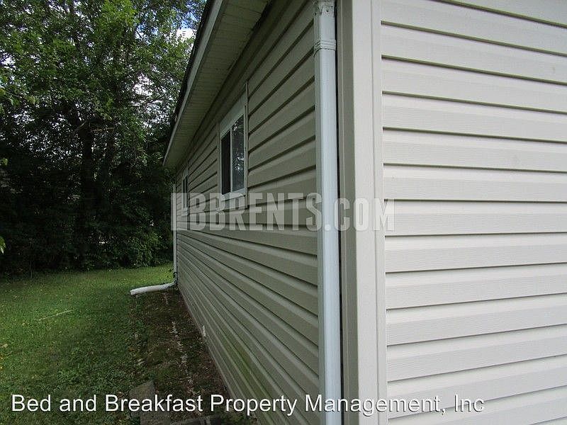 2nd image of 4629 Guadalupe Ave