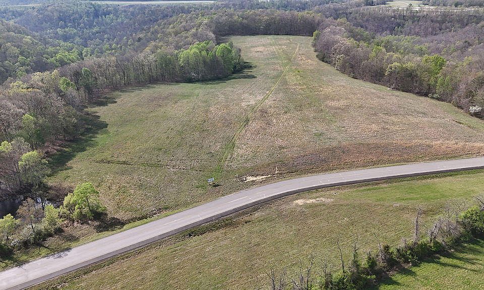 1st image of Ben Lowe Rd