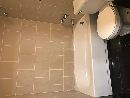 Rented by Metro Net Realty | media 31