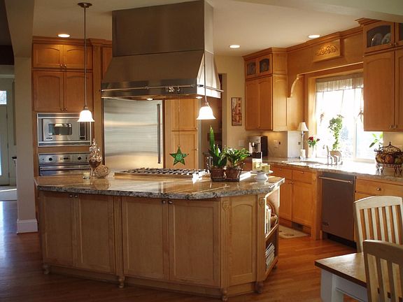 Large kitchen