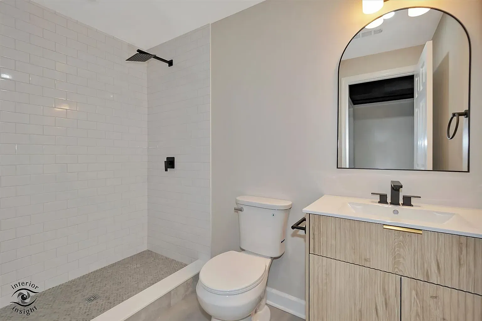 5 bed, 2168 sqft, $3,500 — Photo 1