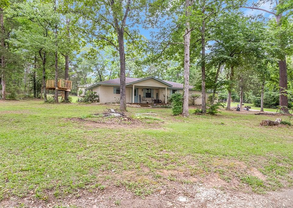1st image of 292 Oak Forest Ln