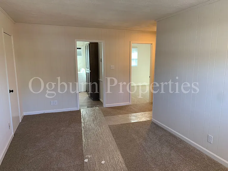 605013 - 221 MAYBERRY AVENUE — Photo 3