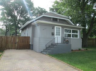 1461 Park St, Crete, IL 60417