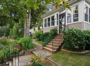 17 Aberdeen Rd, Arlington, MA 02476