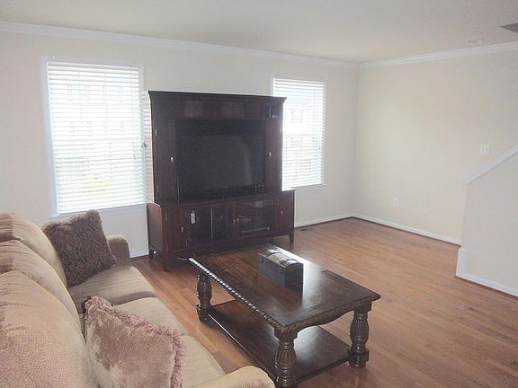 4th image of 2933 Truffle Oak Pl #306