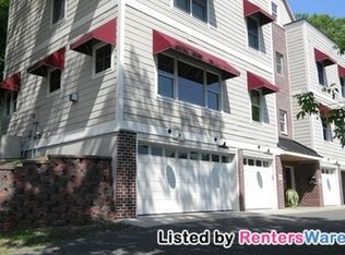 330 Myrtle St W, Stillwater, MN 55082