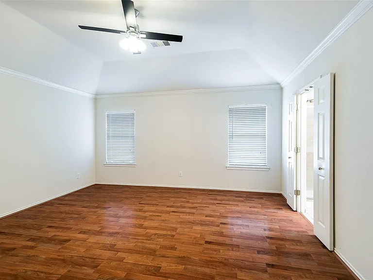 7004 Childrens Way — Photo 15