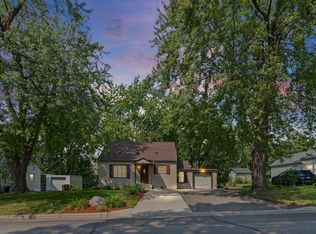 207 7th St N, Waverly, MN 55390