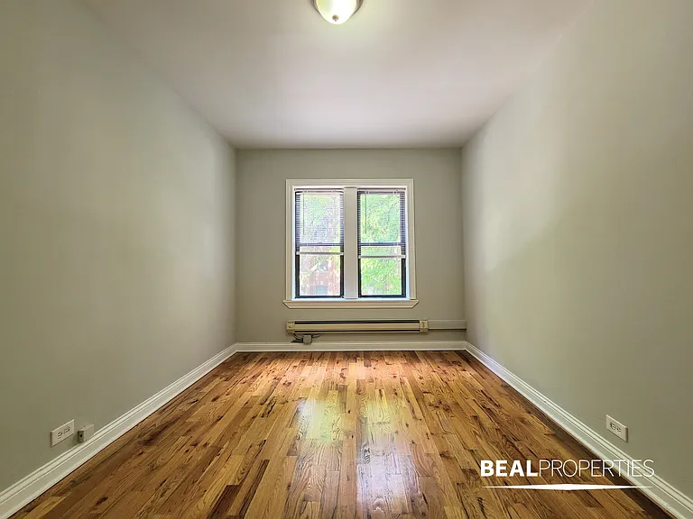 3720-28 N Pine Grove Ave — Photo 30