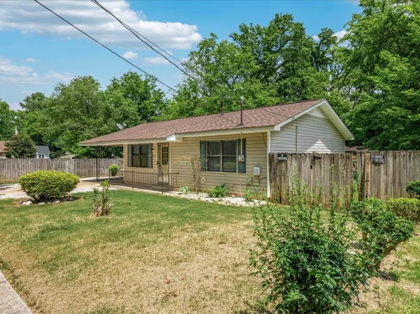 412 N Tipton St, Covington, TN 38019