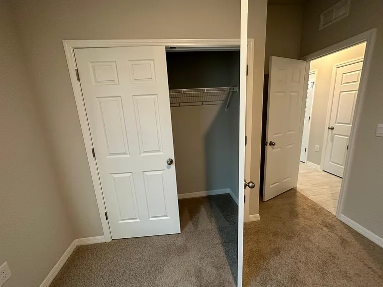 826 Friendship Cir — Photo 17