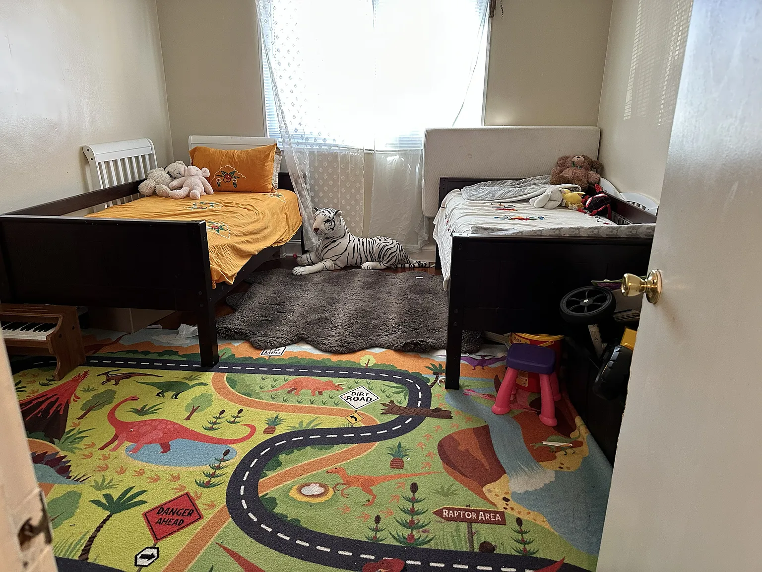 2 bed, 967 sqft, $1,600 — Photo 4