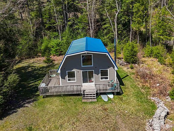 2nd image of 988 Labelle Rd