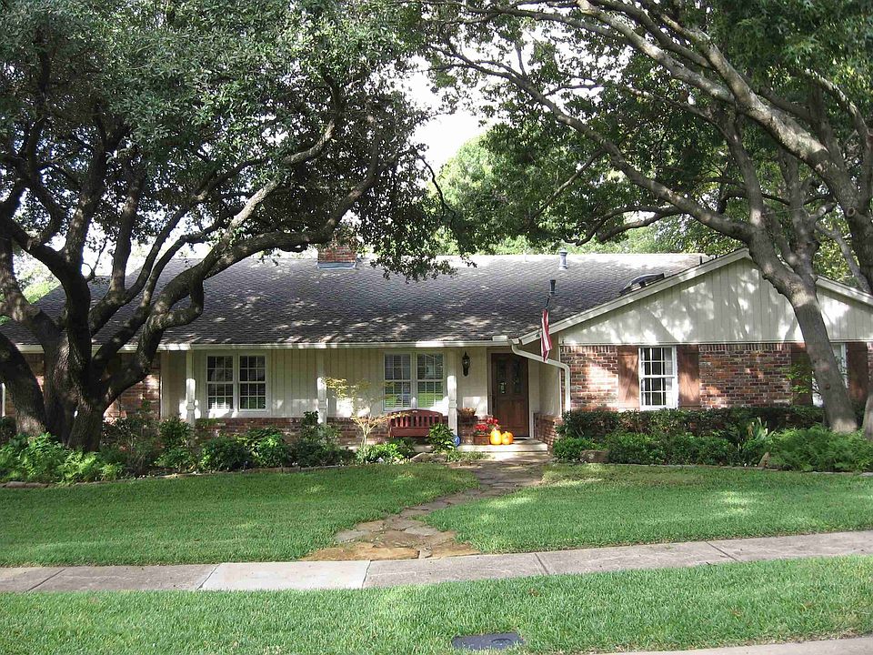 1st image of 2417 Little Creek Dr