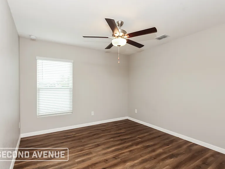 3908 23rd St SW — Photo 11