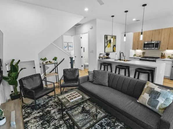 6742 Peerless St, Houston, TX