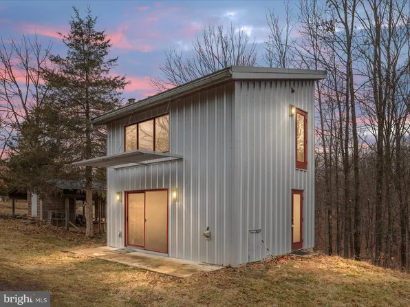 431 Trent Arden Ct, Martinsburg, WV 25405