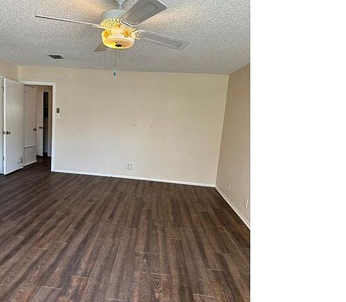 4th image of 3314 JENKINS DR