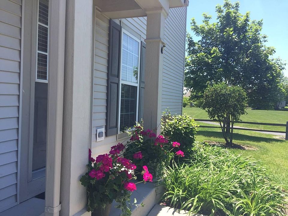 1st image of 169 W Chatham Ln