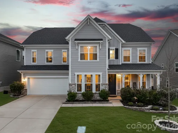 15213 Shallow Ridge Rd, Charlotte, NC 28278