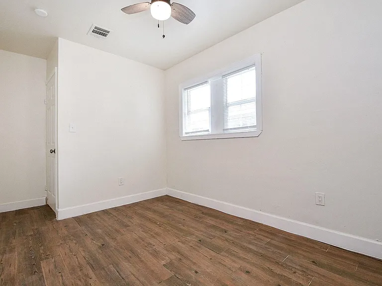 506 Dalewood Dr — Photo 18