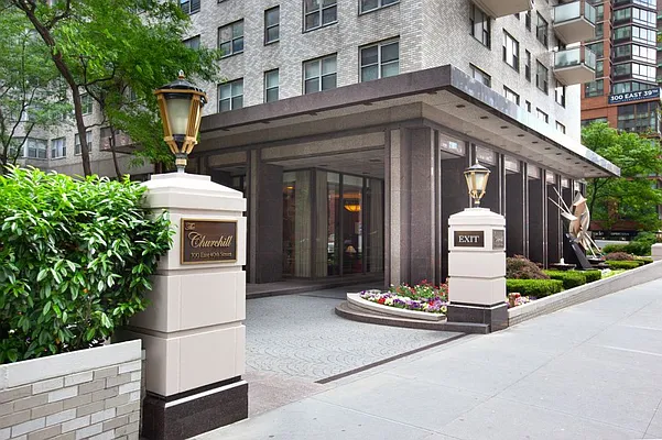 Rented by Olshan Realty | media 7
