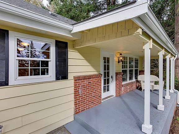 5th image of 1901 Deville Dr NW