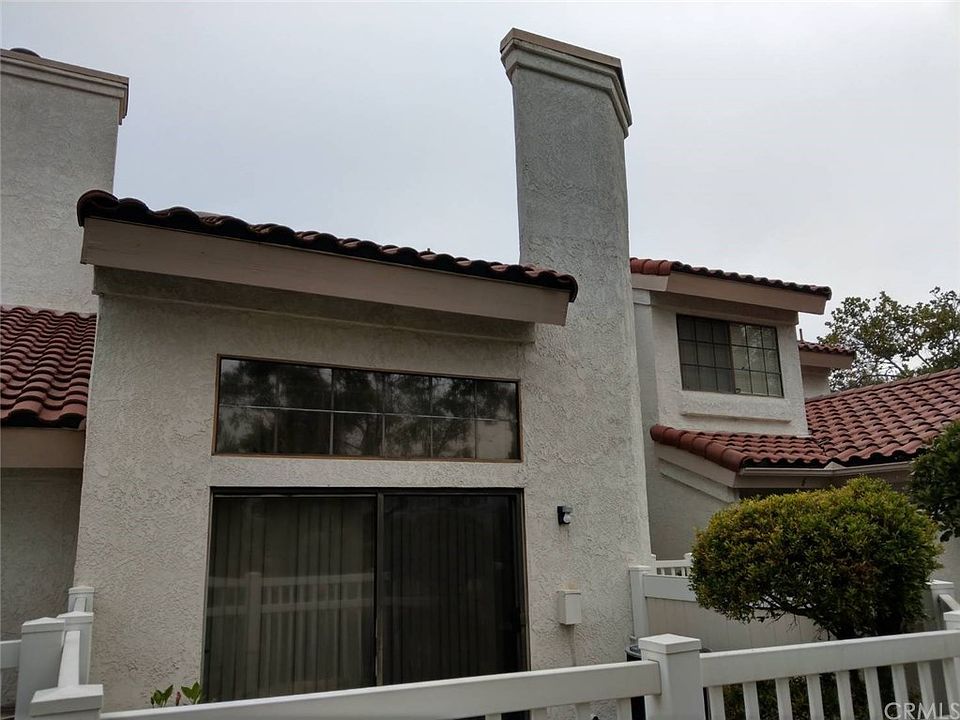 1st image of 22916 Estoril Dr #405