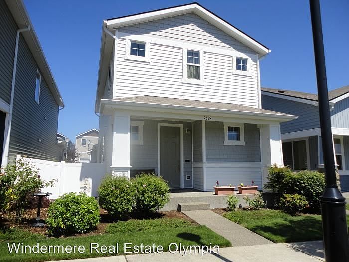 1st image of 7628 Rushmore Ave NE