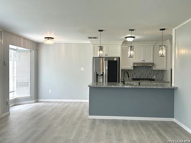 1646 Chilton Ln — Photo 2