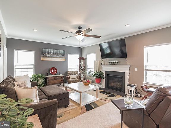 4th image of 5332 Holley Oak Ln