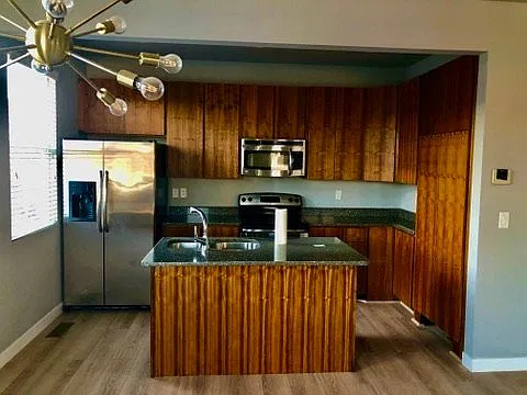 Standalone Modern Townhome in Daybreak - No Shared Walls & Full Amenities Included! — Photo 2