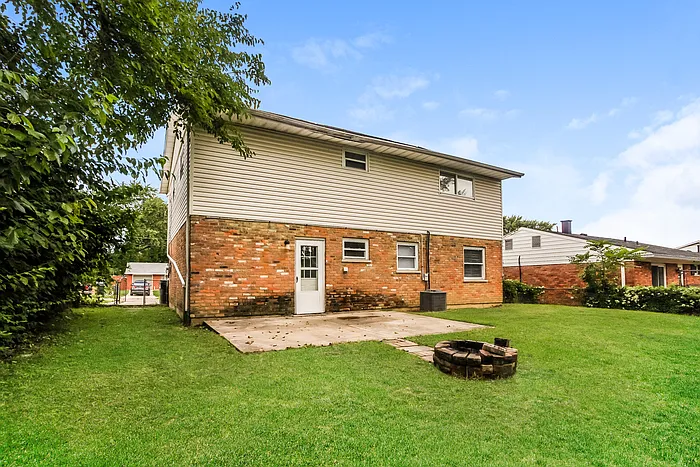 11952 Wincanton Dr — Photo 12