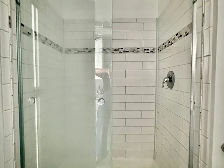 1645 Arlyn Cir #A — Photo 21
