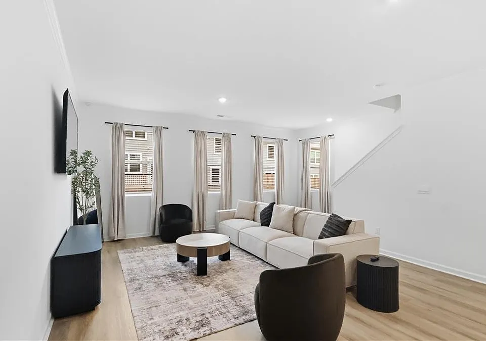 1312 Lakota Pl