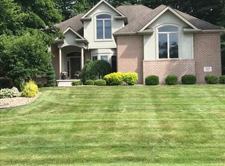 2264 Bianca Ln, Cortland, OH