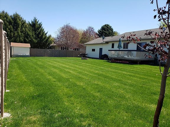 3rd image of 135 Aadland Cir
