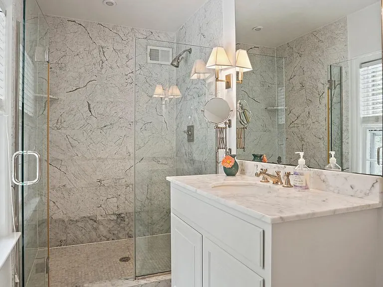 5320 Albemarle St — Photo 17