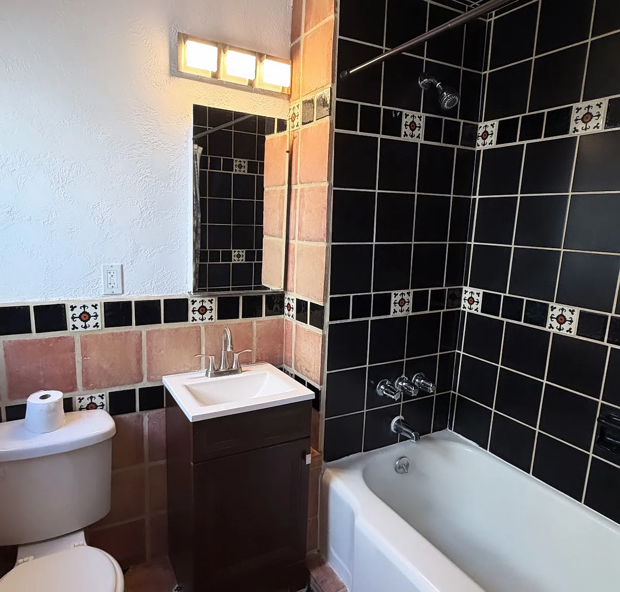 Studio, $1,850 — Photo 3