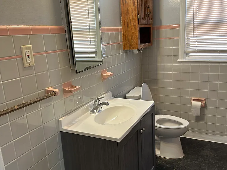 First floor Bathroom